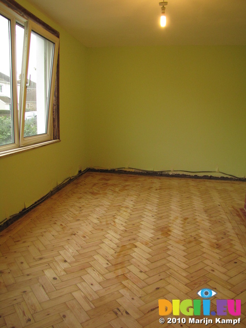 SX17110 Parquet flooring as new after sanding